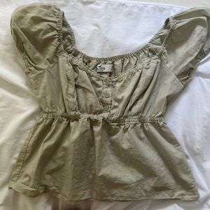 size M - light green - hollister blouse